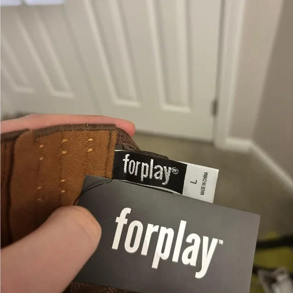 Dollskill Forplay brown metallic two pieces lingerie set - Picture 10 of 10